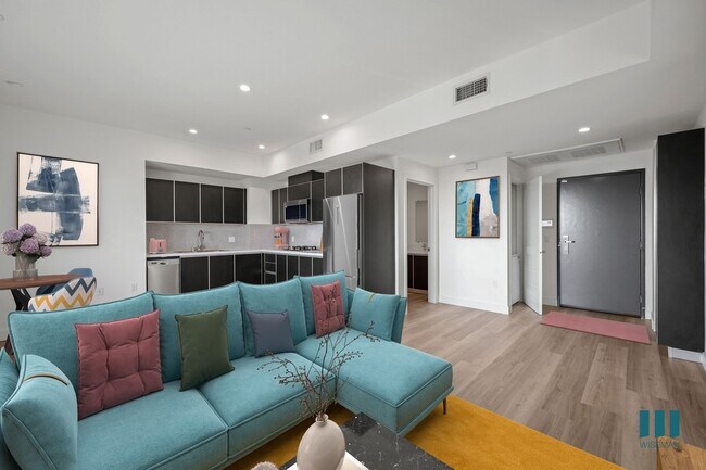 Cocina, comedor y sala de estar de concepto abierto - Plano de planta Sherman - Ogden Garden by Wiseman