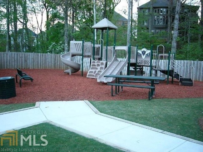 Building Photo - 4945 Prestbury Dr