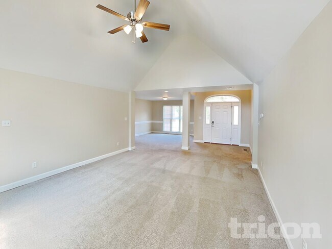 Building Photo - 618 Tillman Ct