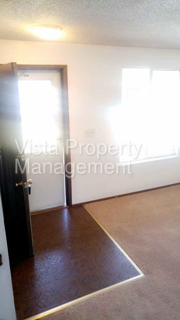 Foto del edificio - 12819 Waller Rd E