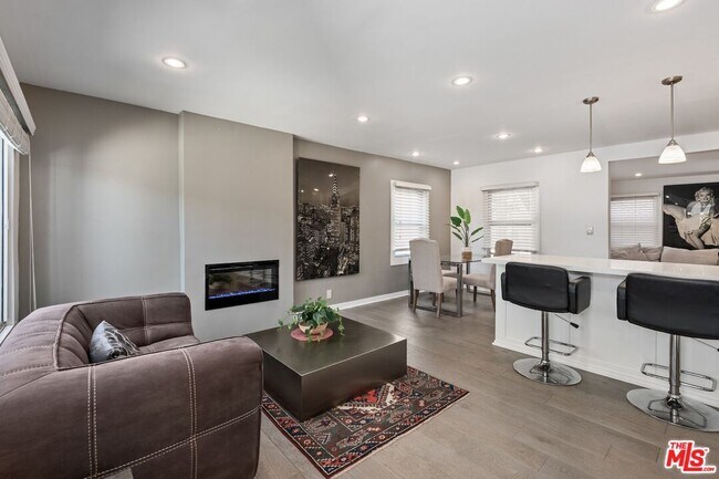 Foto del edificio - 6440 W 87th Pl