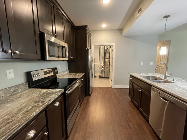 Building Photo - 203 Beckley Ridge Ln