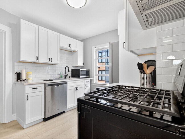 Photo - BRAND NEW SOMERVILLE 4 BED 2 BATH!!!! House