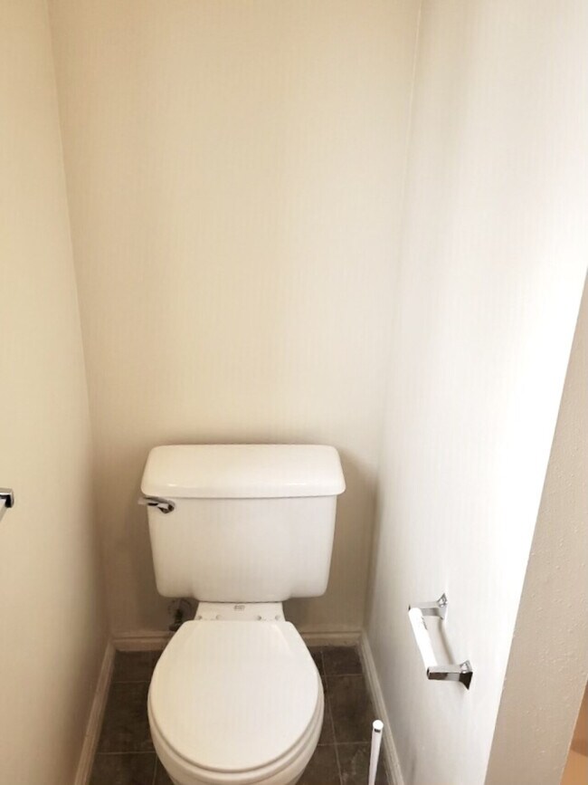 Foto del edificio - Logan 4-plex