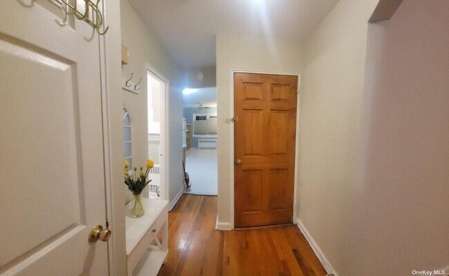 Building Photo - 10-13-13 154th St