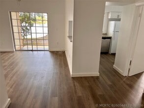 Building Photo - 2121 NW 96th Terrace