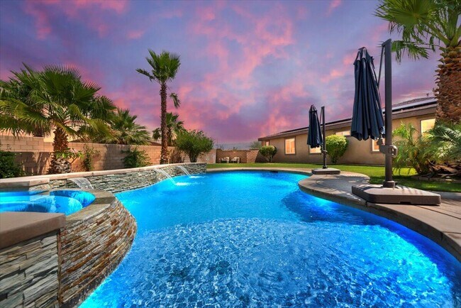 Building Photo - 73649 Dali court
