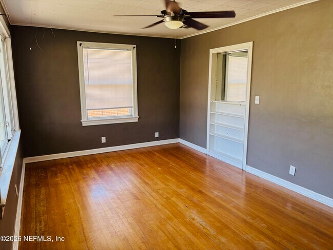 Foto del edificio - 4245 Redwood Ave