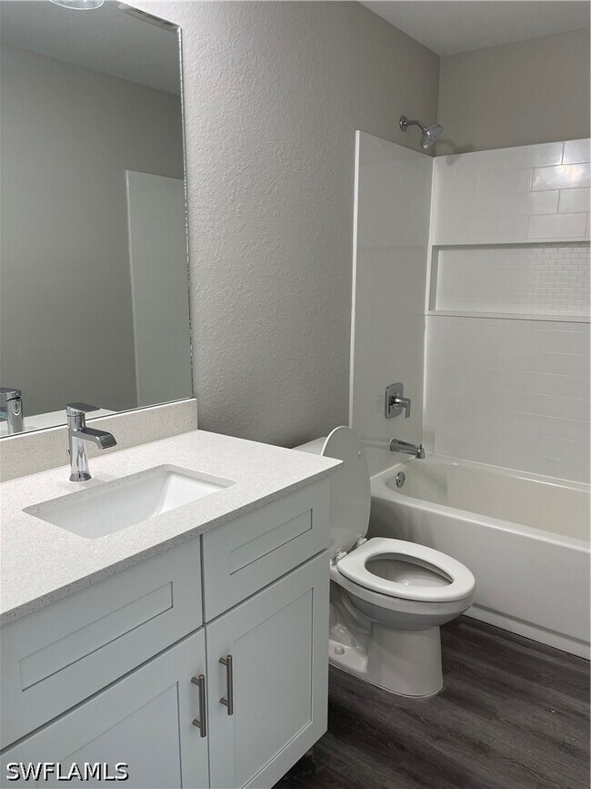 Foto del edificio - 609 NW 25th St