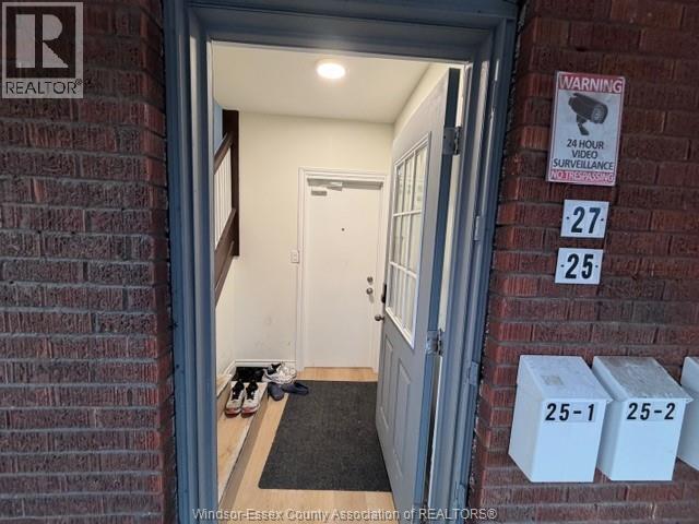 Building Photo - 25 Giles Blvd E