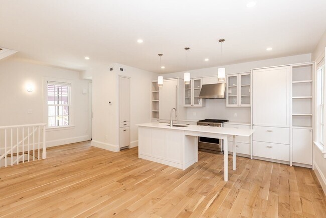 Foto del edificio - 229 Concord Ave