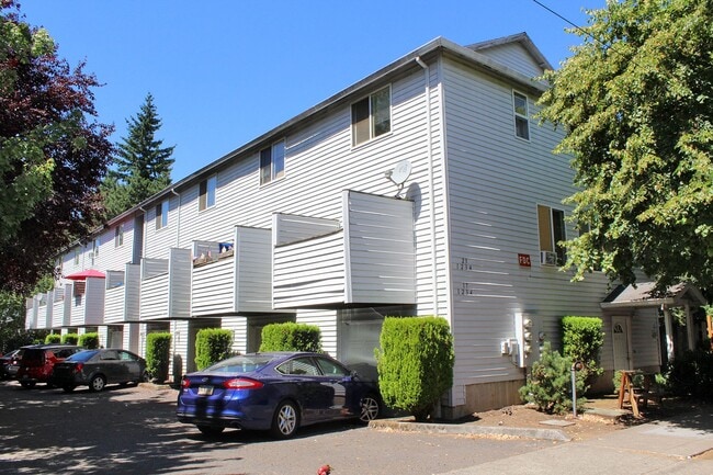 Building Photo - 17-23-23 SE 127th Ave