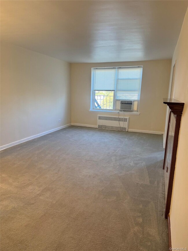 Building Photo - 84-50 169th St