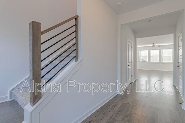 Building Photo - 1455 Darrowby Wy