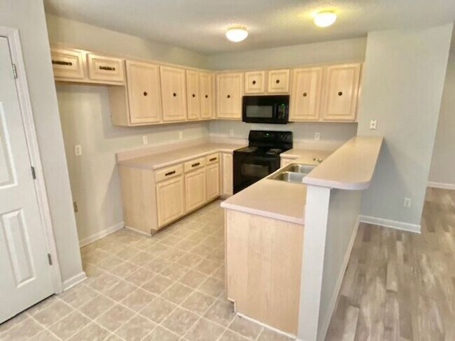 Building Photo - Now Leasing A 3 Bedroom 2 Bath Home In Cor...