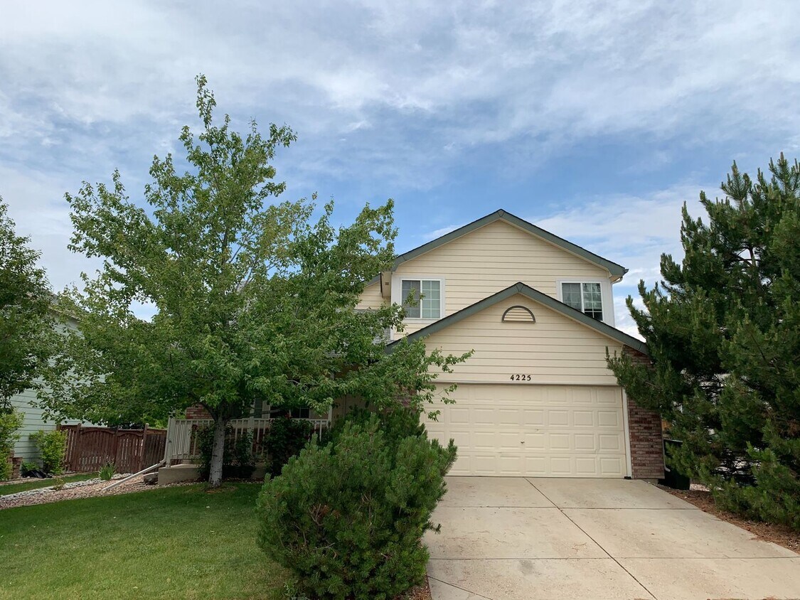 Foto principal - Beautiful 4 Bedroom 2.5 Bathroom Home