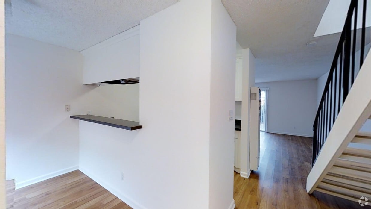Photo - The Villas at Harbor Pointe Apartments