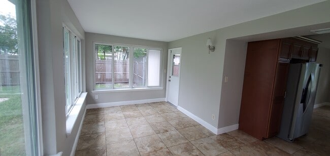 Photo - 712 Saint Lucie Ln House