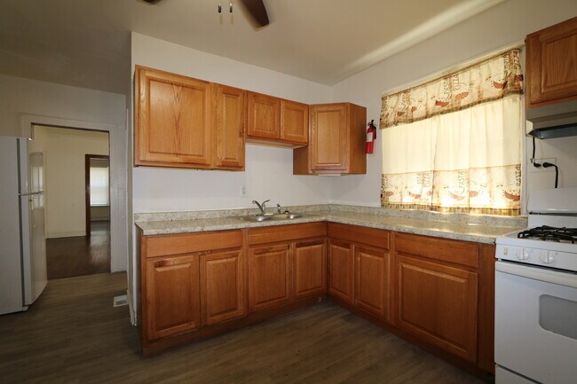 Foto del edificio - 12036 S Perry Ave
