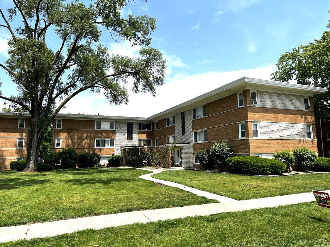 Primary Photo - 6842 W Lode Dr