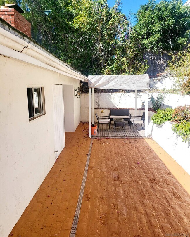 Building Photo - 1936 San Diego Ave
