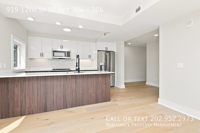 Foto del edificio - 919 12th St NE