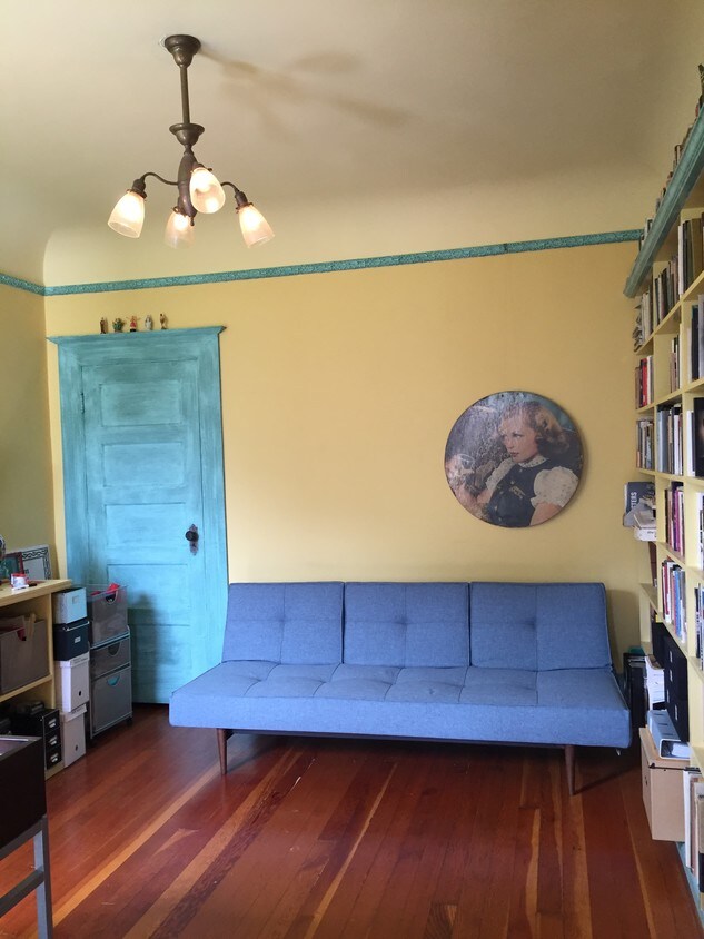 Primary Photo - 321 Precita Ave