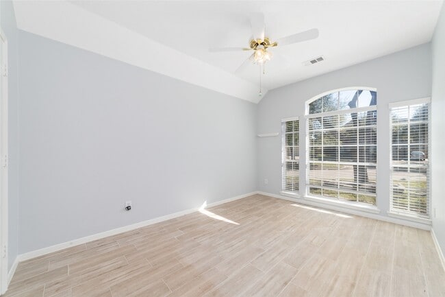 Building Photo - 17310 Winfield Square