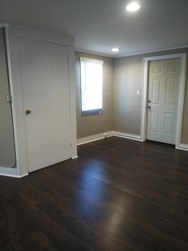 Foto del edificio - 1236 S Winnebago St