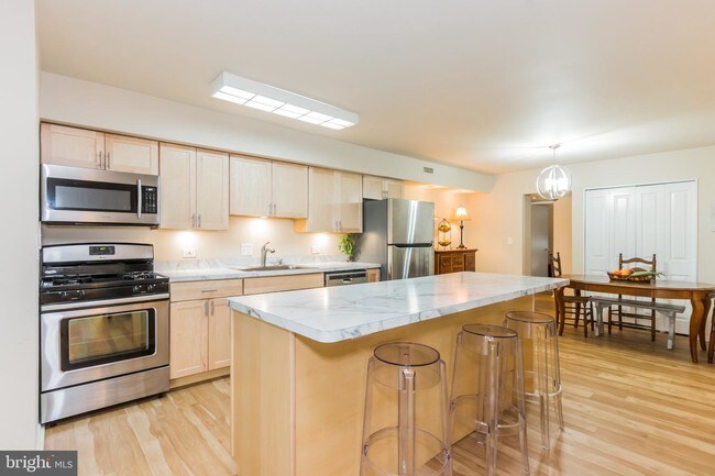 Foto del edificio - 7515 Spring Lake Dr