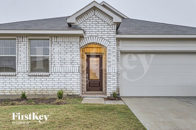Foto del edificio - 5233 Rockrose Ln