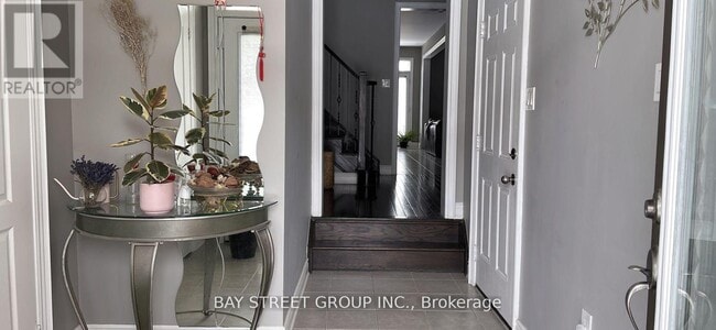 Building Photo - 279 John Davis Gate