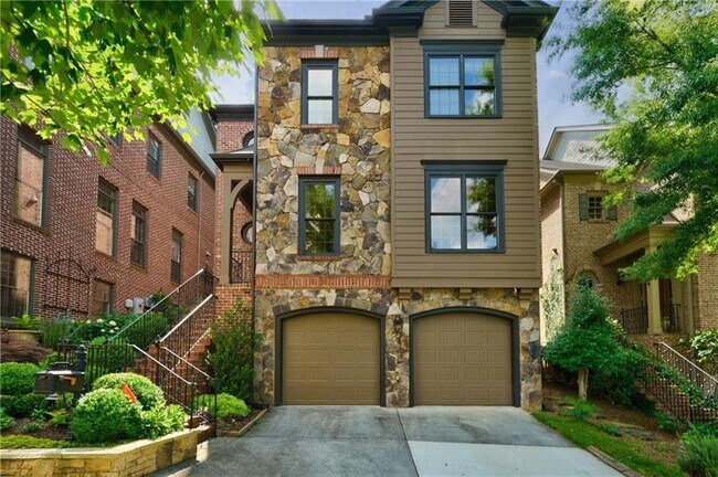 Building Photo - 1104 Valley Overlook Dr NE