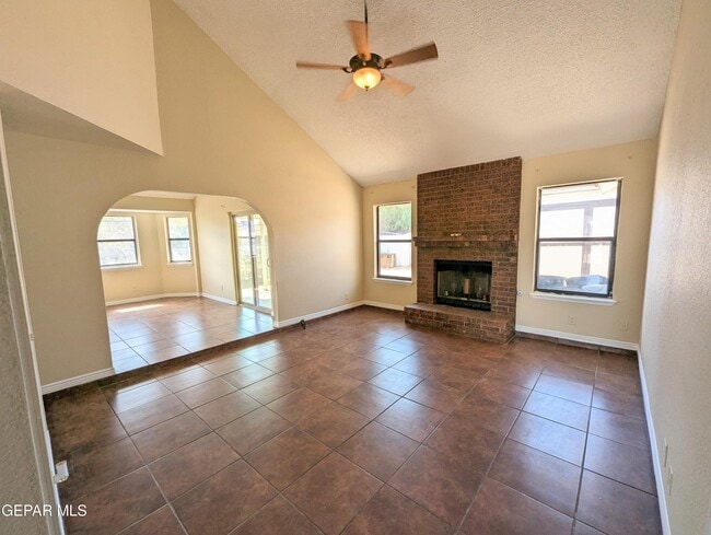 Building Photo - 7705 Le Conte Dr