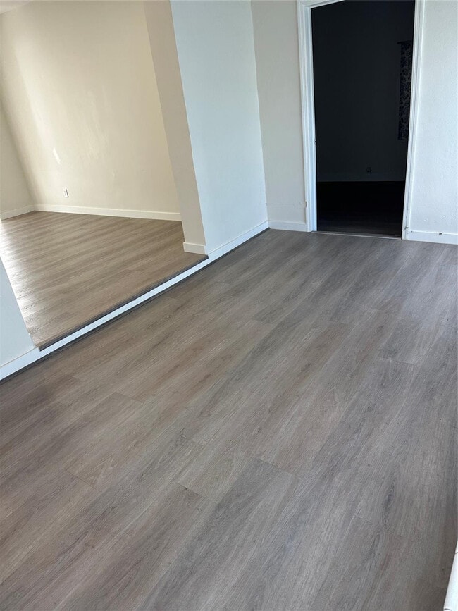 Building Photo - 1834 Fletcher St