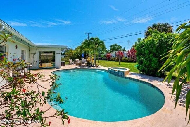 Foto del edificio - 295 Spruce Ave