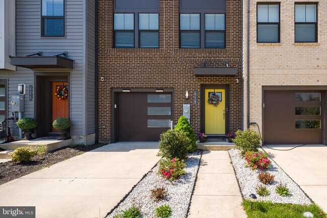 Building Photo - 618 Chalcedony Ln
