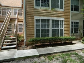 Building Photo - 672 Roaring Dr