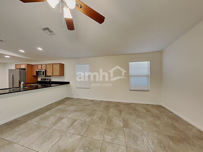 Foto del edificio - 3392 E Cowboy Cove Trail