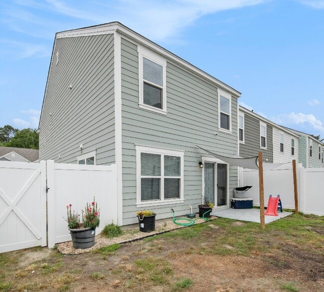 Building Photo - 160 Orchid Bloom Cir