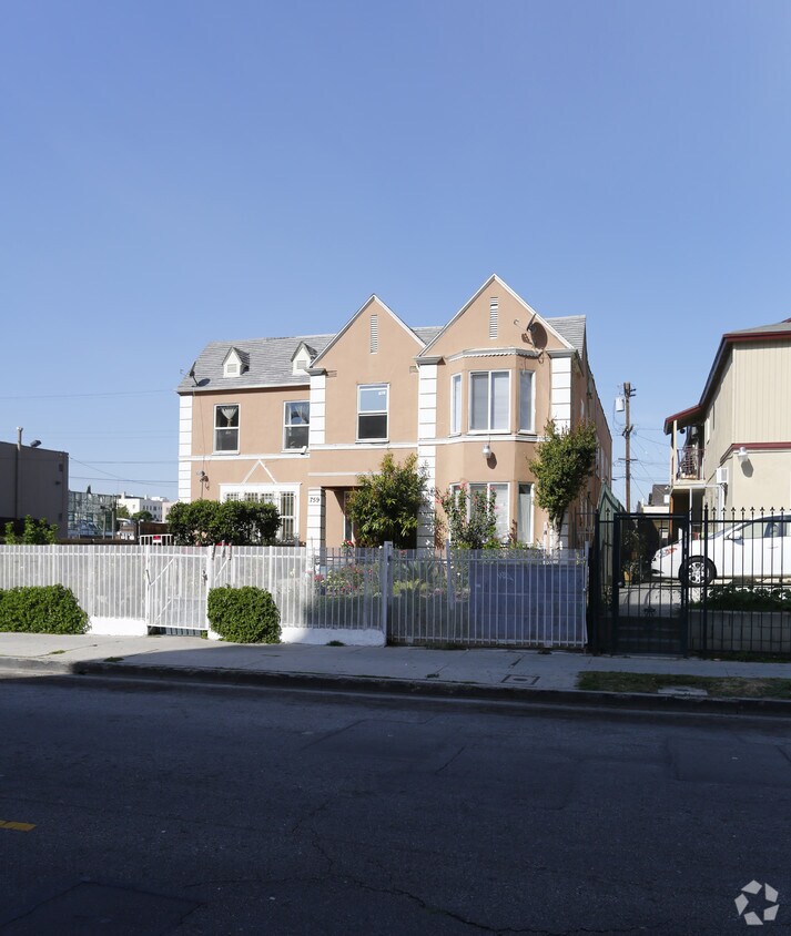 Foto del edificio - 759 S Ardmore Ave