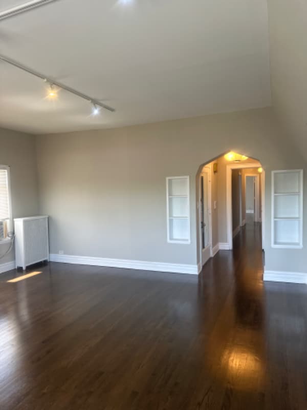11630 S Artesian Ave Unit 3, Chicago, IL 60655 Room for Rent in