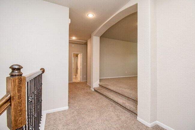Building Photo - 4442 Buentello Dr