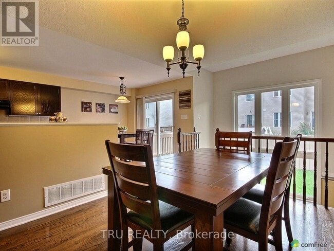 Building Photo - 226 Lamplighters Dr