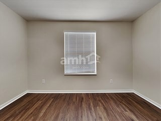Building Photo - 2218 S Briarwood Dr