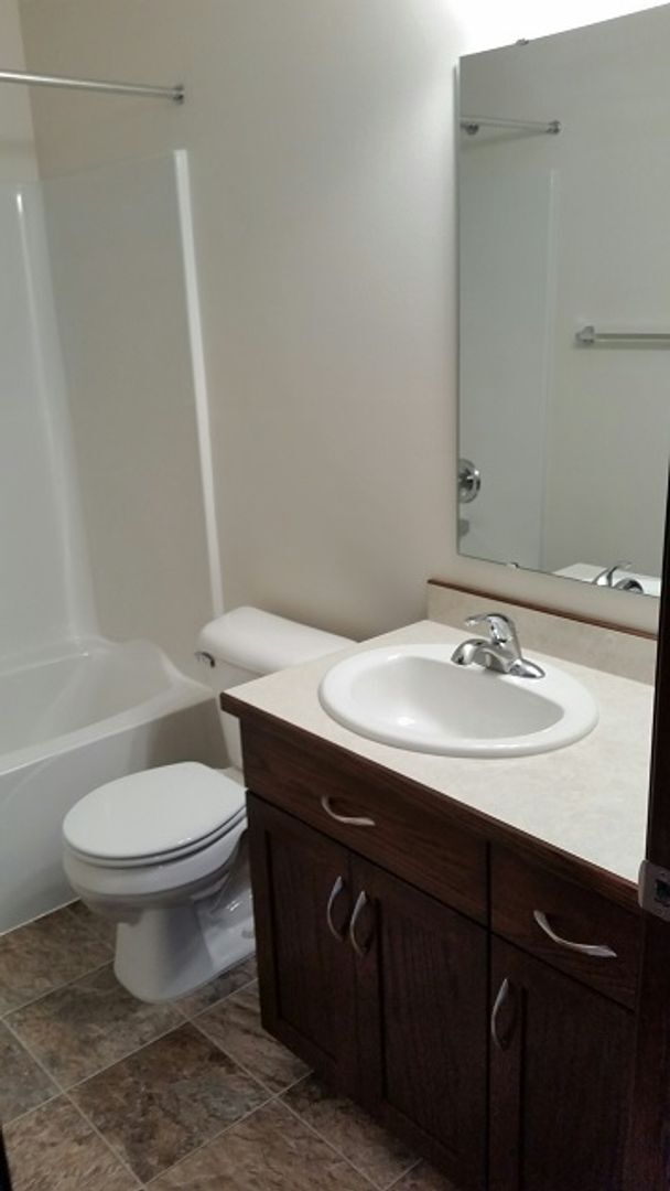 Foto del edificio - Spacious 3-bedroom, 3-bathroom house