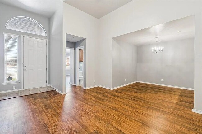 Foto del edificio - 2622 Featherstone Rd