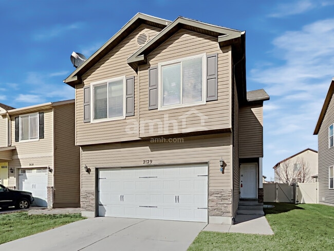 Building Photo - 2129 Revere Way