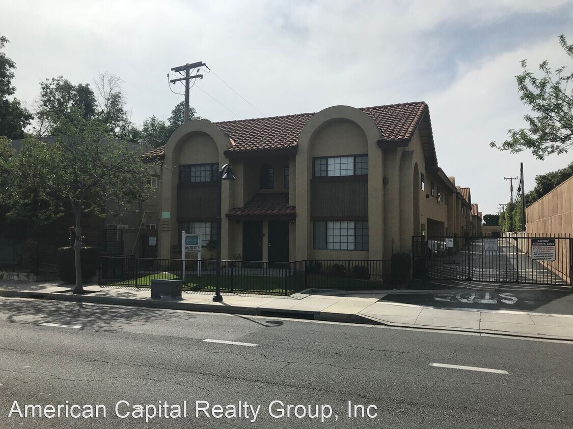 Foto principal - 12709 Lakewood Blvd