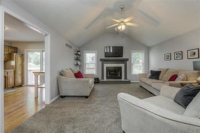 Building Photo - GORGEOUS Home in the Liberty School District-Available in JUNE!!